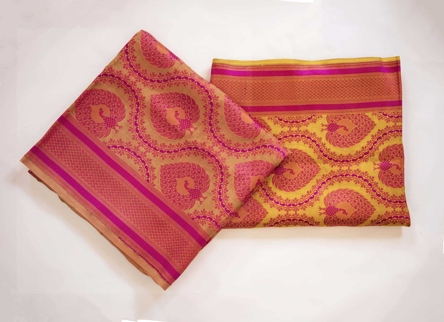 Peacock motif – DKS363