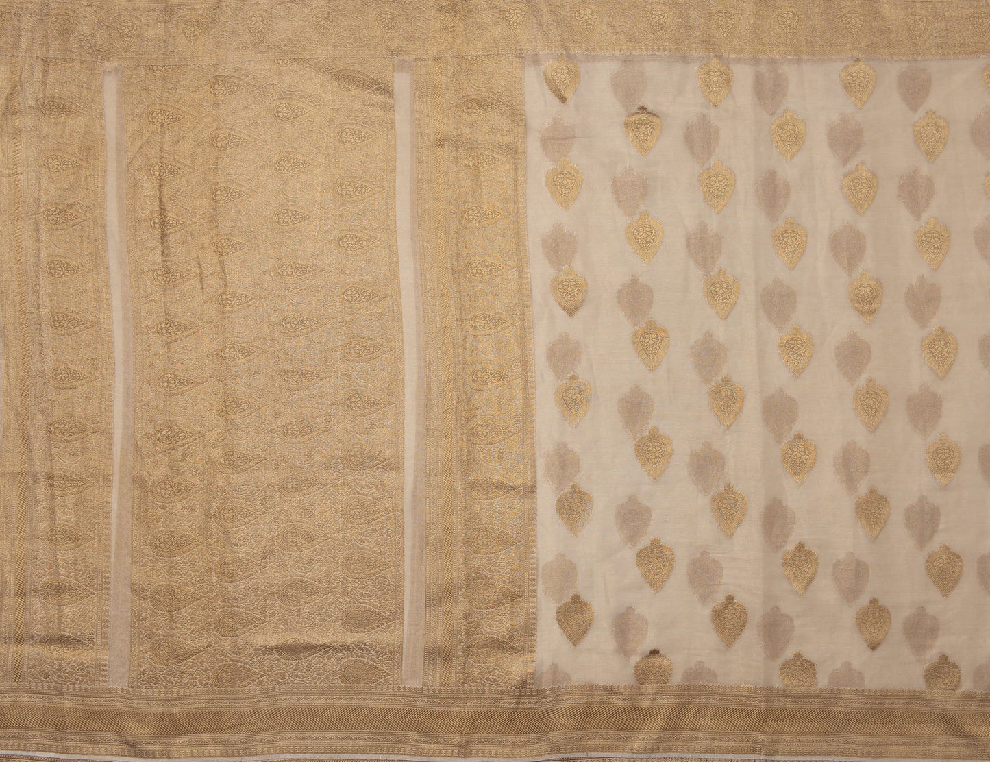 Leaf Motif – DMC443T