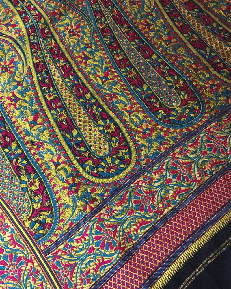 Multi Paisley Motifs Shawl