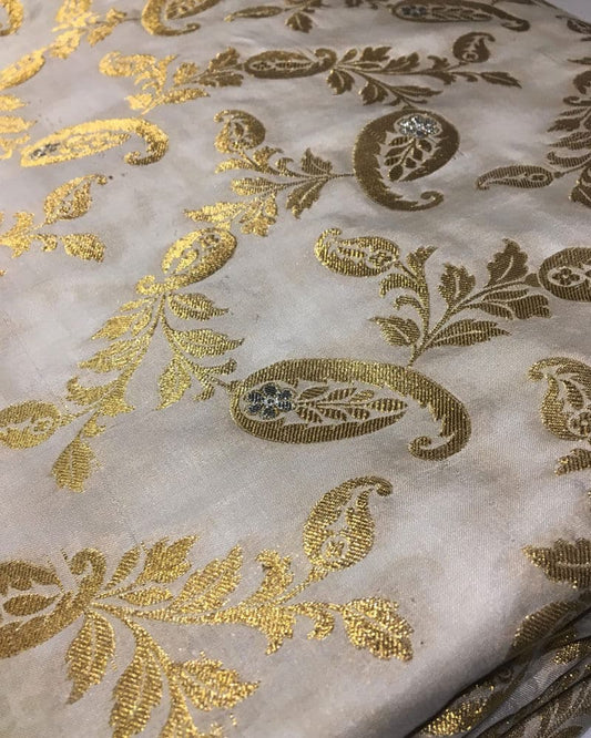 Pure Khaddi katan with Paisley Motifs - kk2111LT