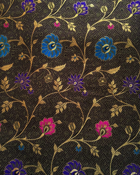 Multi Color Mena Motif - RC990