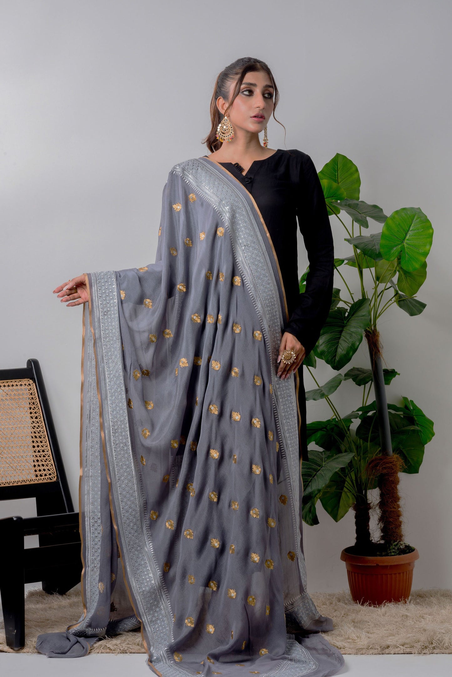 Sona Buti – DCE72
