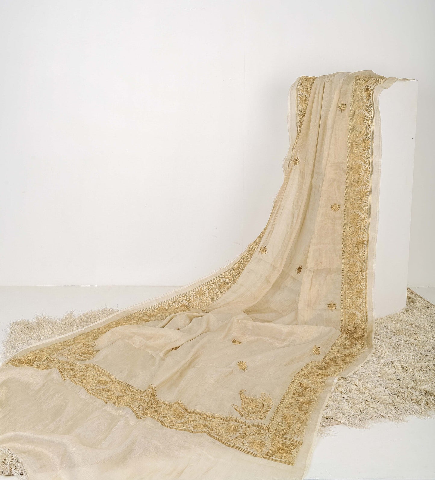 Embroidered Buti– DME2