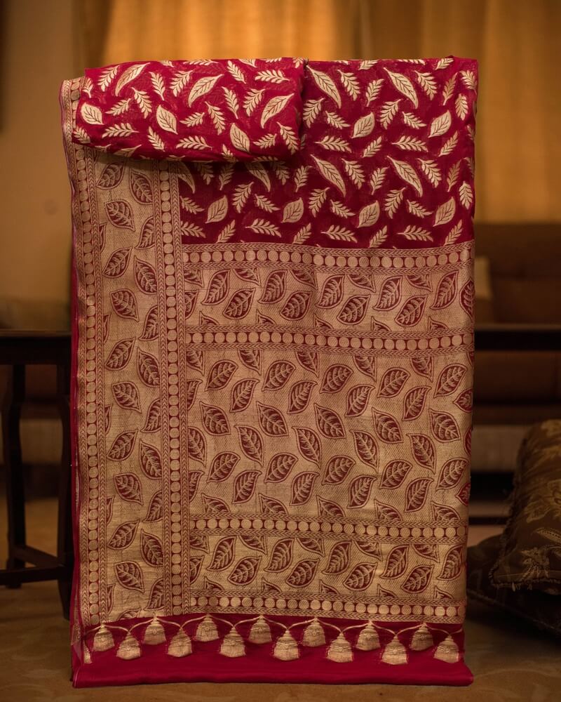 Handloom Pure Chiffon Dupatta - DRC315