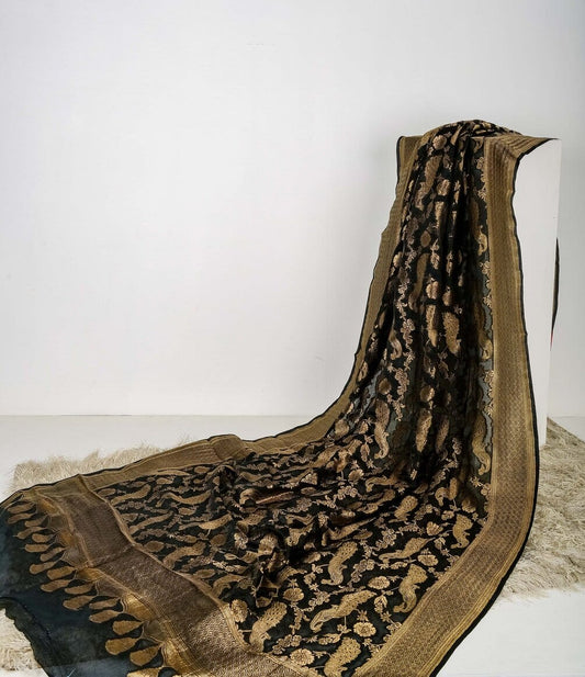 Peacock Jaal– dpk364