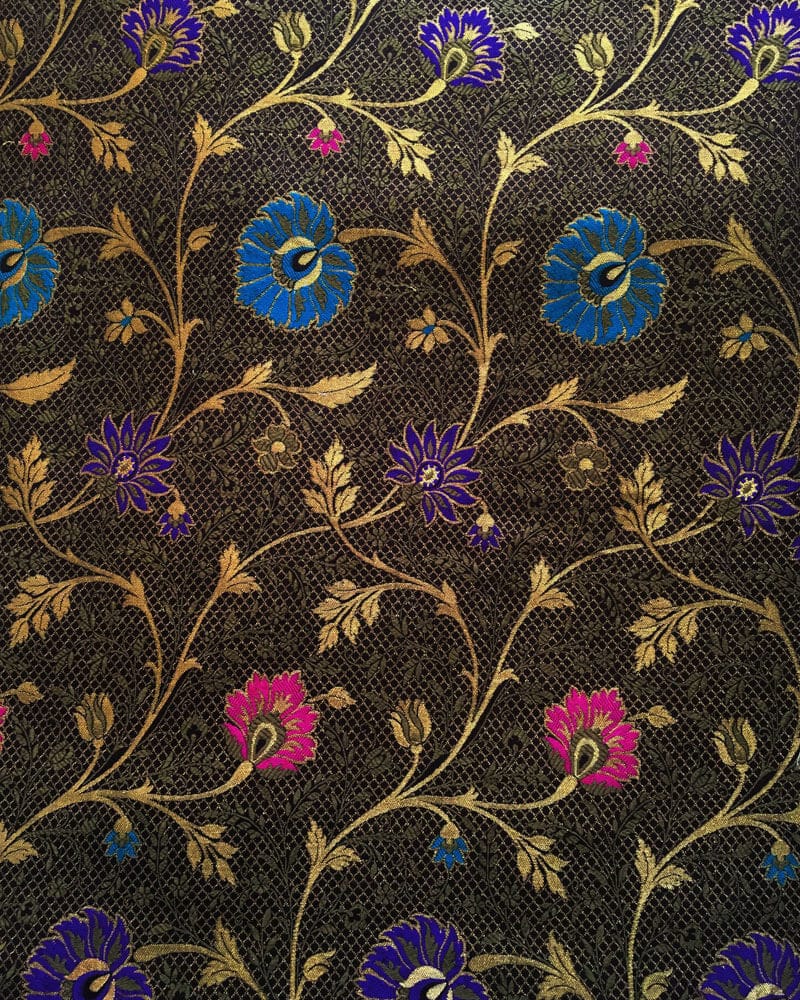 Multi Color Mena Motif - RC990